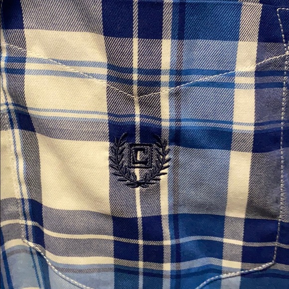 CHAPS button down like new size large - Picture 2 of 3